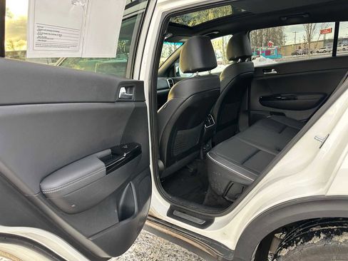 Used 2022 Kia Sportage SX image 16