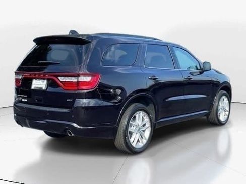 Used 2024 Dodge Durango GT image 3