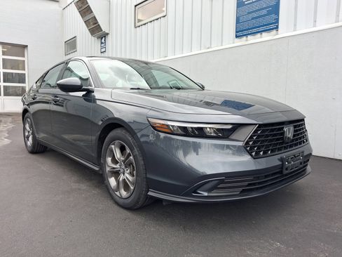 Used 2024 Honda Accord EX image 7