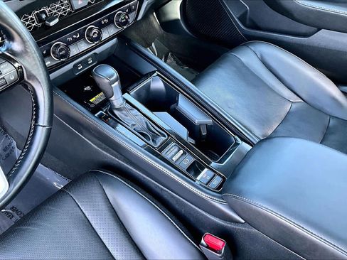 Used 2023 Honda Accord Touring image 17