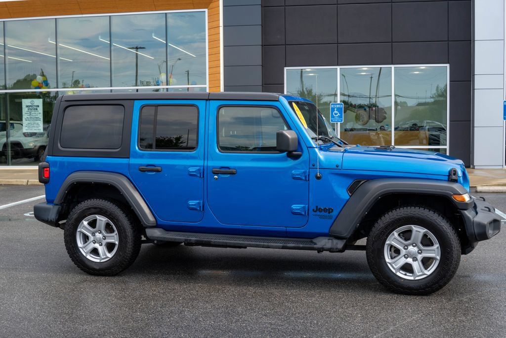 Used 2021 Jeep Wrangler Unlimited Sport AWD/4WD image 8