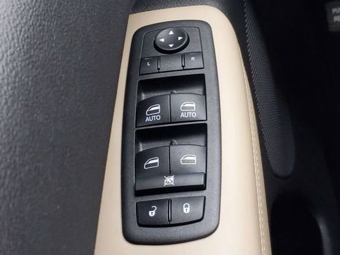 Used 2022 Dodge Durango GT image 25