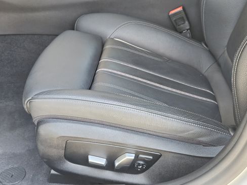 Used 2021 BMW 540i w/ Convenience Package RWD image 21