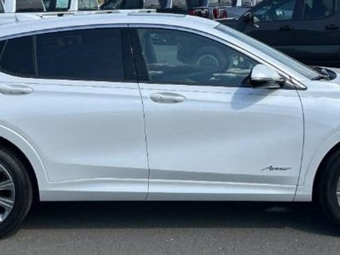 Used 2025 Buick Envista Avenir FWD image 7