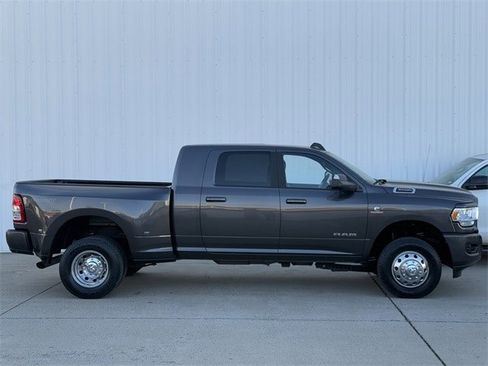 Used 2022 RAM 3500 Big Horn w/ Level A Equipment Group image 3