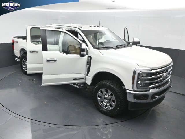 Used 2024 Ford F250 Lariat w/ Chrome Package AWD/4WD image 25