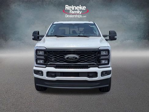New 2026 Ford F250 Lariat w/ Black Appearance Package AWD/4WD image 2