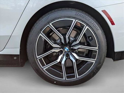 New 2026 BMW 750e xDrive w/ Executive Package AWD/4WD image 10