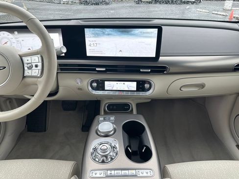 Used 2024 Genesis GV60 Advanced image 14