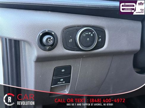 Used 2023 Ford Transit 250 Medium Roof AWD image 22