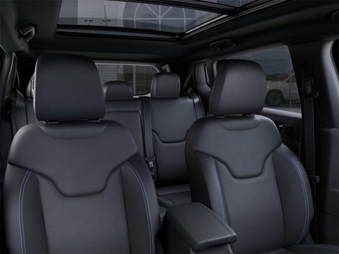 New 2025 Jeep Compass Limited w/ Sun & Sound Group image 26