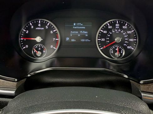 Used 2022 Kia Telluride EX w/ EX Premium Package image 10