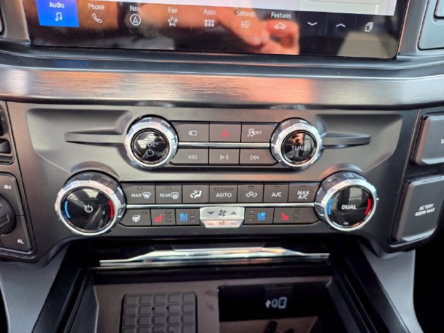 Used 2026 Ford F350 Lariat w/ Black Appearance Package AWD/4WD image 25