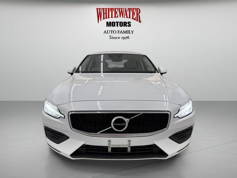Used 2020 Volvo S60 T6 Momentum w/ Protection Package Premier AWD/4WD image 6