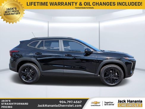 New 2026 Chevrolet Trax ACTIV w/ Driver Confidence Package FWD image 2