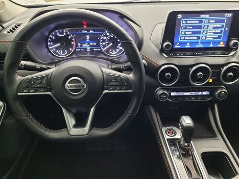 Used 2022 Nissan Sentra SR w/ SR Premium Package FWD image 22