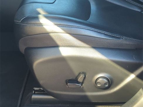 Used 2023 Jeep Cherokee Altitude Lux image 20