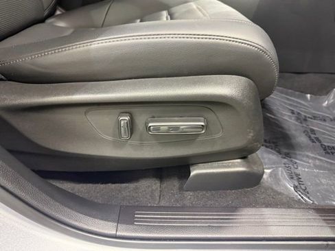 Used 2025 Honda CR-V EX-L image 29