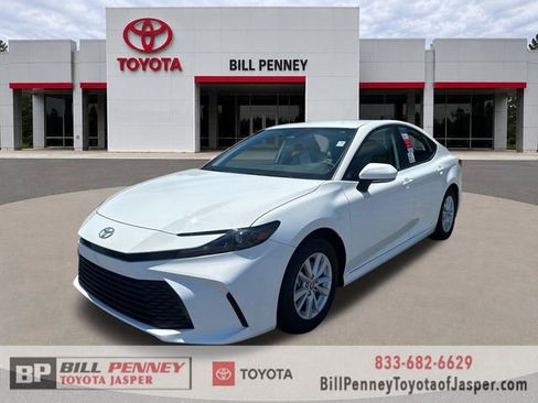 New 2026 Toyota Camry LE FWD image 1