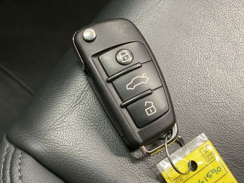 Used 2024 Audi Q3 2.0T Premium image 29