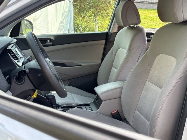 Used 2017 Hyundai Tucson SE w/ SE Popular Package 02 FWD image 14