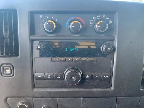 Used 2013 GMC Savana 3500 RWD image 12