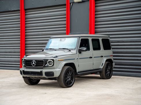 Used 2025 Mercedes-Benz G 580 w/ EQ Technology image 1