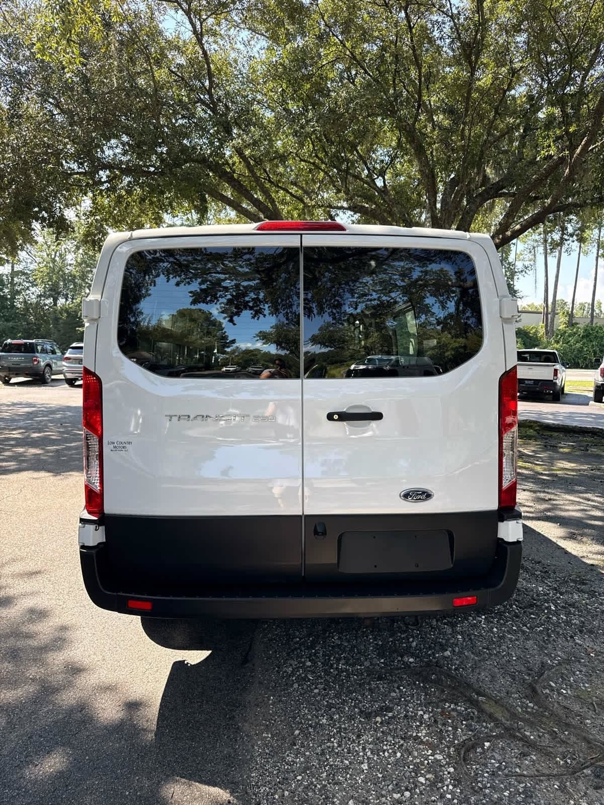 Used 2025 Ford Transit 250 Low Roof w/ Exterior Upgrade Package RWD image 4