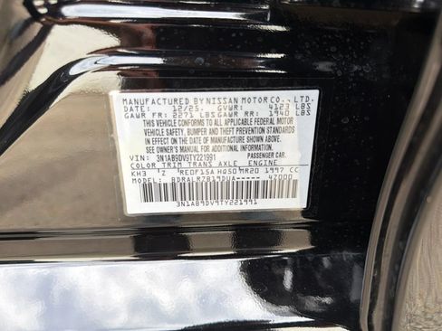 Used 2026 Nissan Sentra SR w/ Floor Mat Package FWD image 35