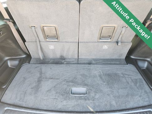 Certified 2022 Jeep Grand Cherokee L Laredo image 33