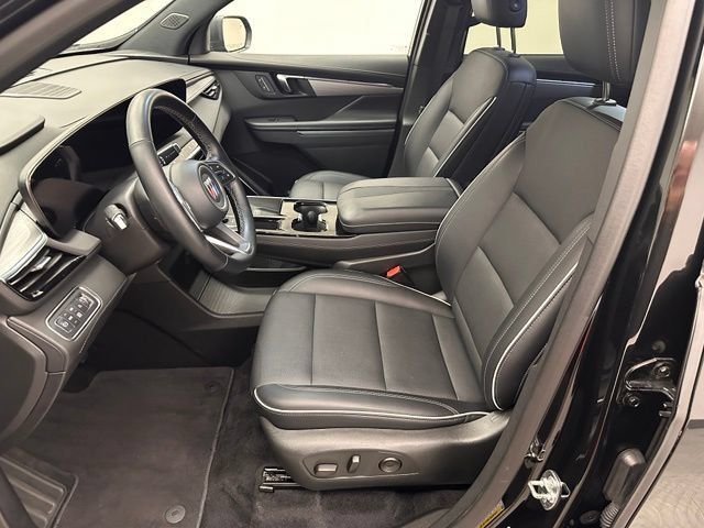 Used 2025 Buick Enclave Preferred AWD/4WD image 18