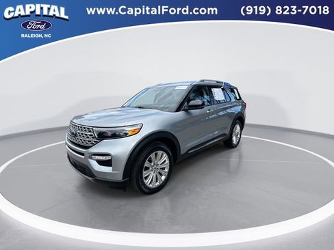 Certified 2022 Ford Explorer Limited w/ Hybrid Equipment Group 310A image 4