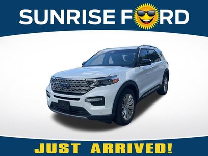 Used 2022 Ford Explorer Limited w/ Limited Technology Package