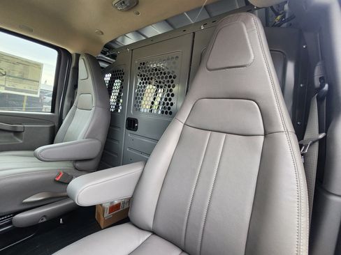 New 2025 Chevrolet Express 2500 w/ Driver Convenience Package image 20