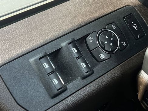 Used 2019 Ford F350 King Ranch w/ King Ranch Ultimate Package AWD/4WD image 22