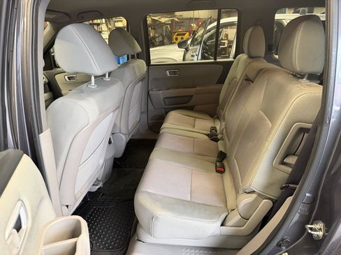 Used 2015 Honda Pilot EX image 11