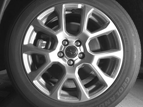 Used 2025 Jeep Compass Limited AWD/4WD image 12