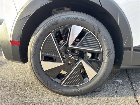 New 2026 Hyundai Ioniq 5 SEL image 17