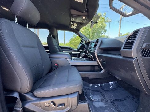 Used 2018 Ford F150 XLT w/ Equipment Group 302A Luxury AWD/4WD image 19