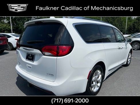 Used 2020 Chrysler Pacifica Limited w/ Advanced Safetytec Group FWD image 6