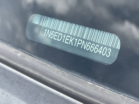 Used 2023 Nissan Frontier SV AWD/4WD image 34