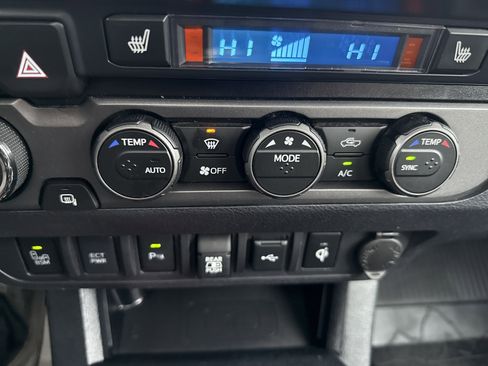 Used 2020 Toyota Tacoma TRD Pro image 31