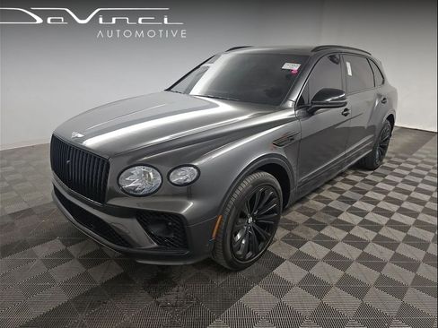 Used 2023 Bentley Bentayga Extended Wheelbase AWD/4WD image 1