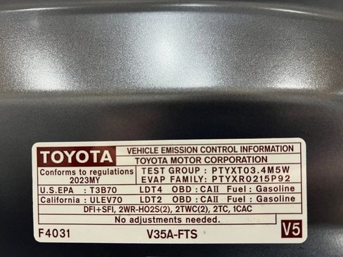 Used 2023 Toyota Tundra Platinum w/ Advanced Package image 45