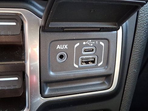 Certified 2023 Jeep Wrangler Unlimited w/ Cold Weather Group image 24