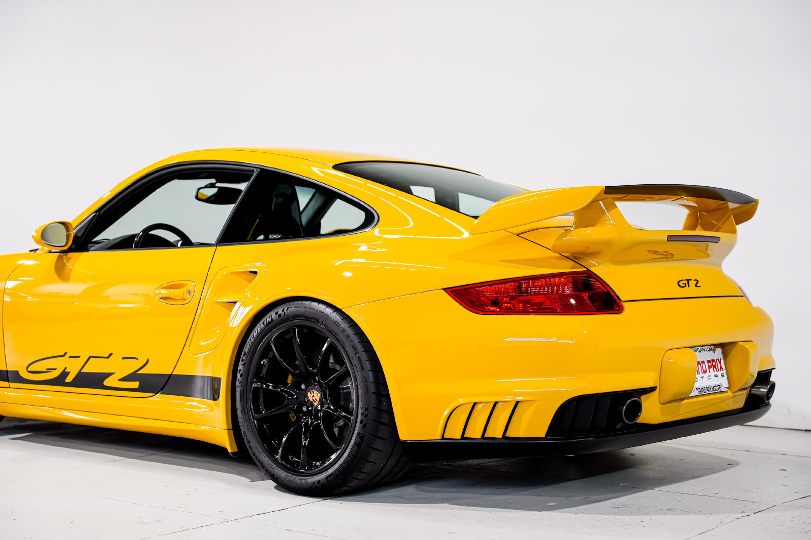 Used 2008 Porsche 911 GT2 RWD image 27