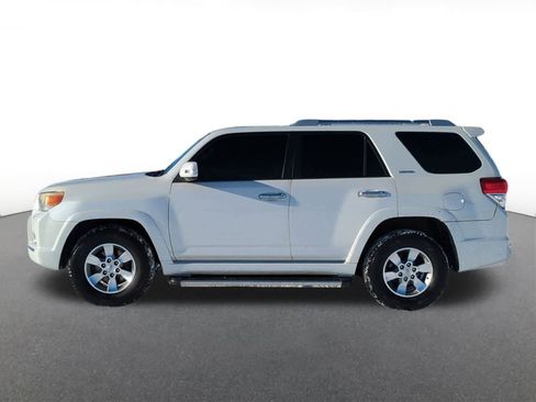 Used 2013 Toyota 4Runner SR5 image 3
