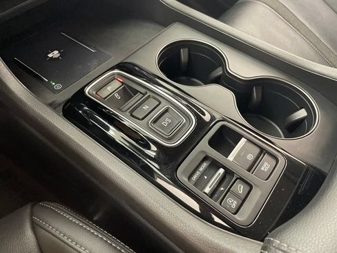 Used 2023 Honda Pilot EX-L image 6