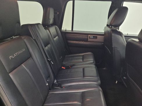 Used 2017 Ford Expedition Platinum image 19