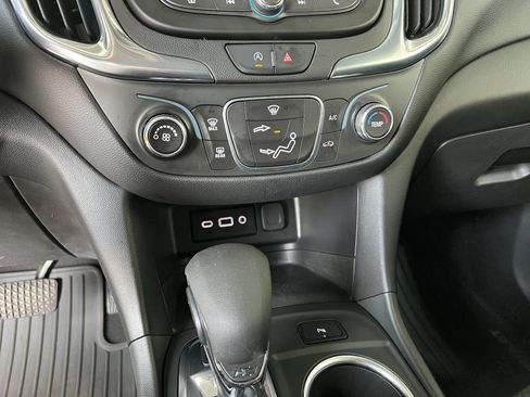 Used 2022 Chevrolet Equinox LT AWD/4WD image 15